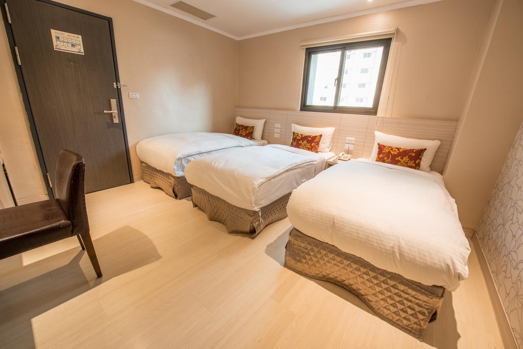 Golden Stone Hotel Kaohsiung Exterior photo
